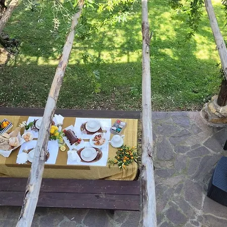 Carducci Nyaraló Castagneto Carducci